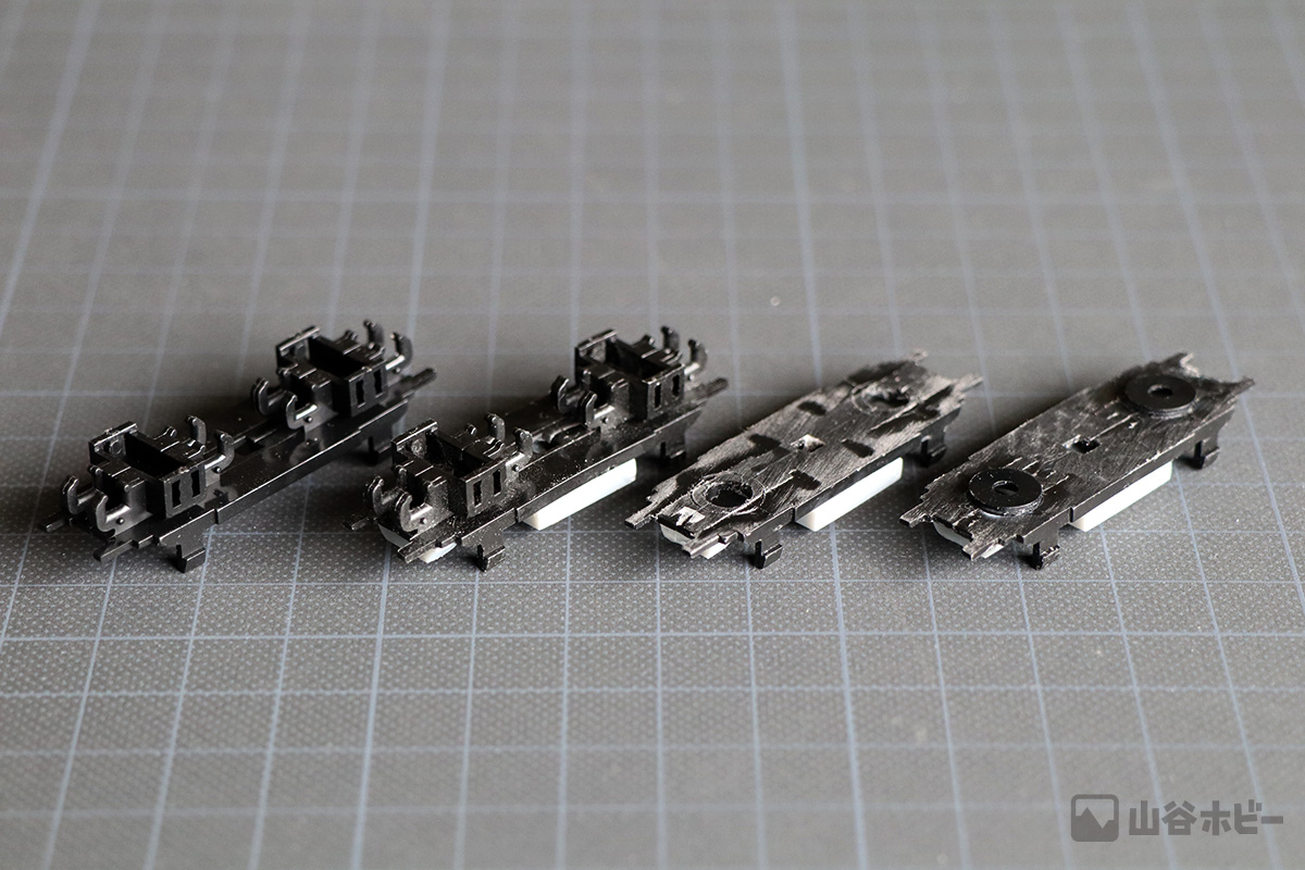 Bトレインのシャーシを改造(裏面)